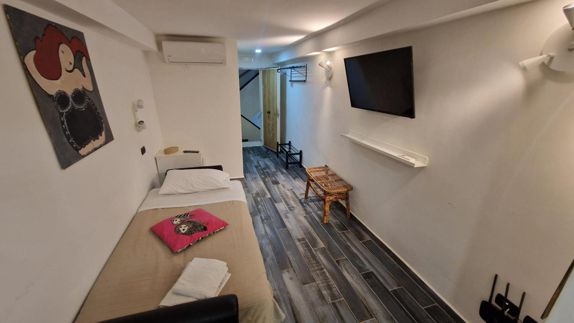 Tribunali Apartments Неаполь Экстерьер фото